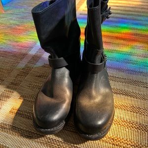Black Leather ragnbone biker boots size 5
